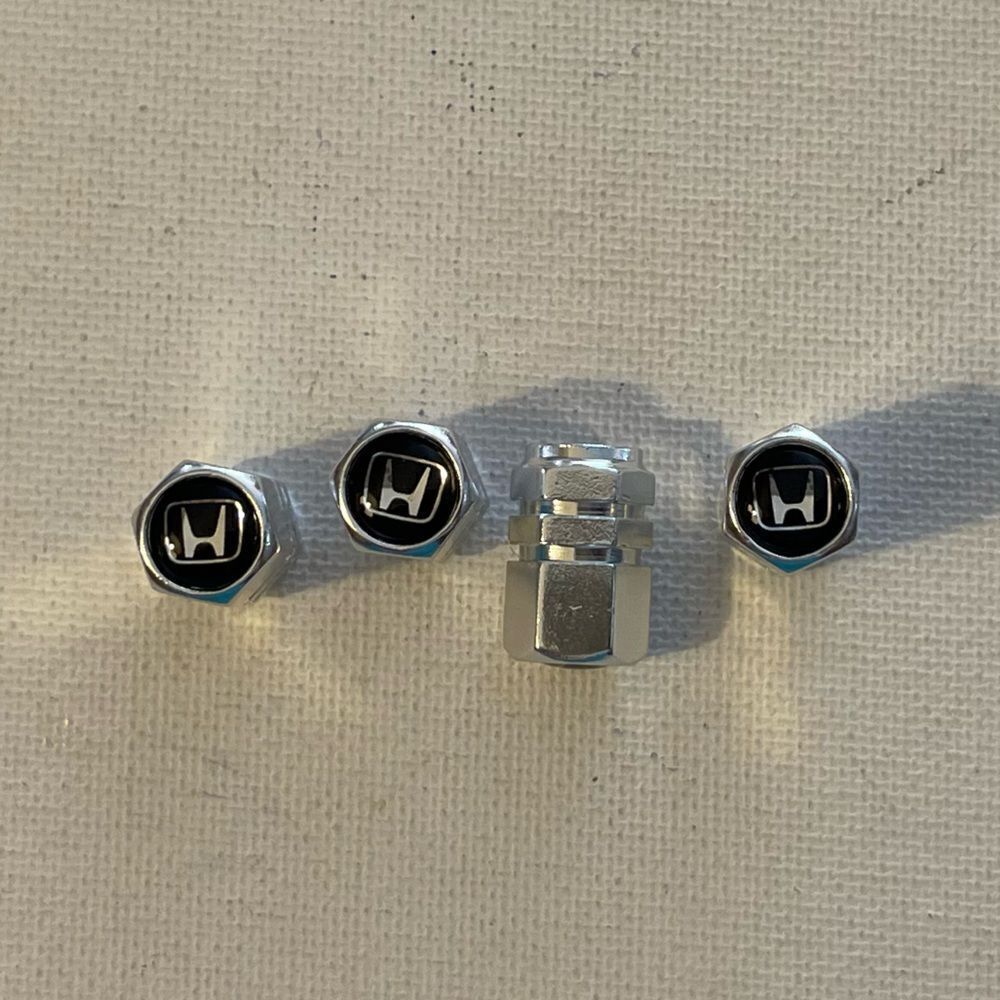 Honda Logo valve Stem caps in Silver set of 4 NWT